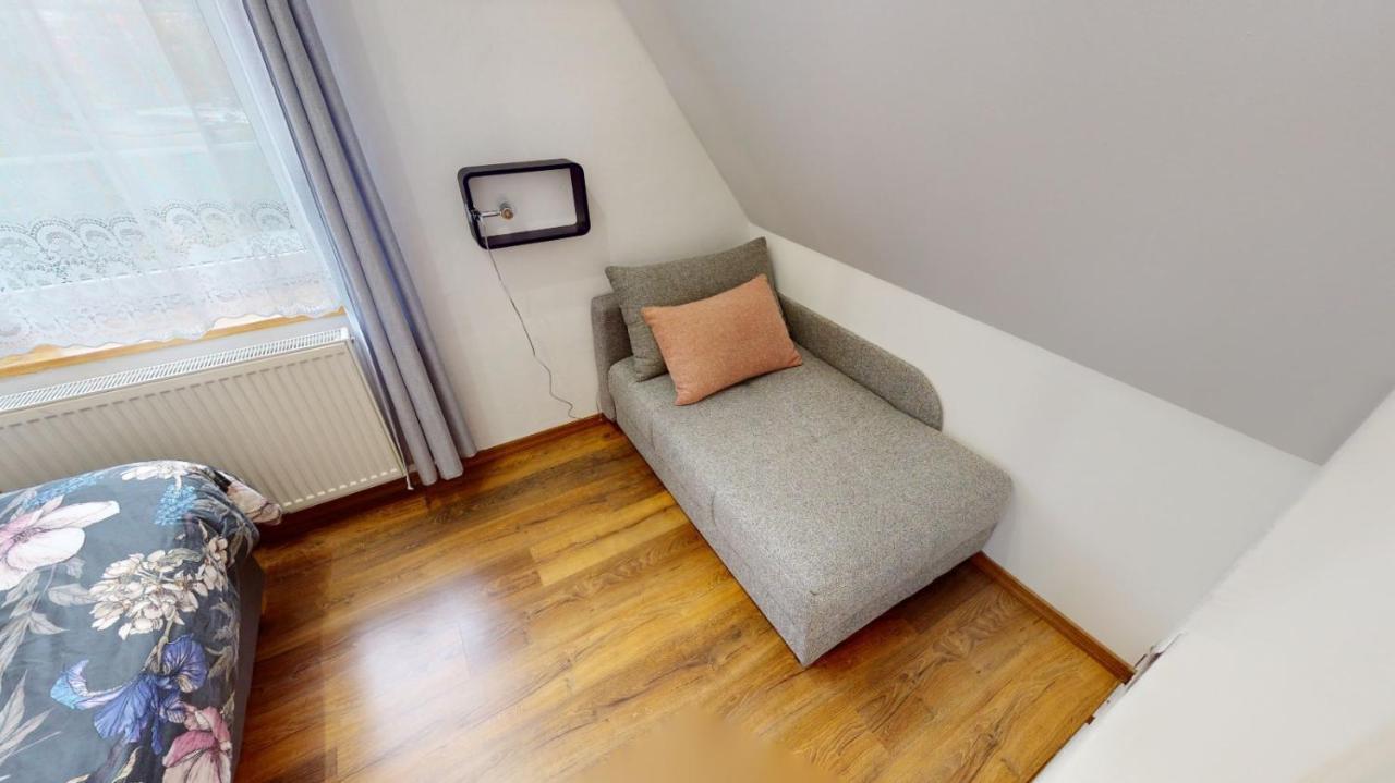 Apartman Atelier Vary V Nove Zrekonstruovanem Dome Карлові Вари Екстер'єр фото